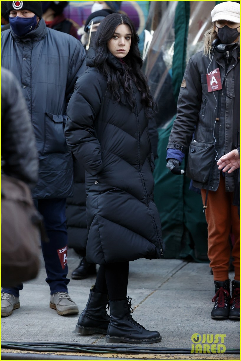 Hailee Steinfeld Looks Cool While Filming 'Hawkeye' TV Series