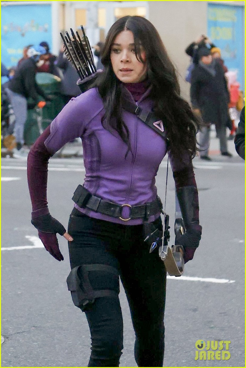 Hailee Steinfeld Turns Into Kate Bishop On 'Hawkeye' Set In NYC