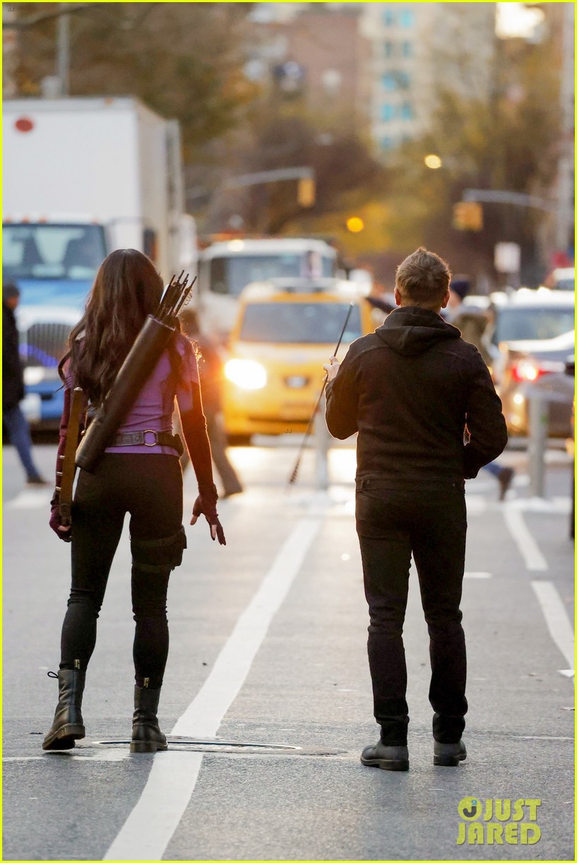 Hailee Steinfeld Turns Into Kate Bishop On 'Hawkeye' Set In NYC