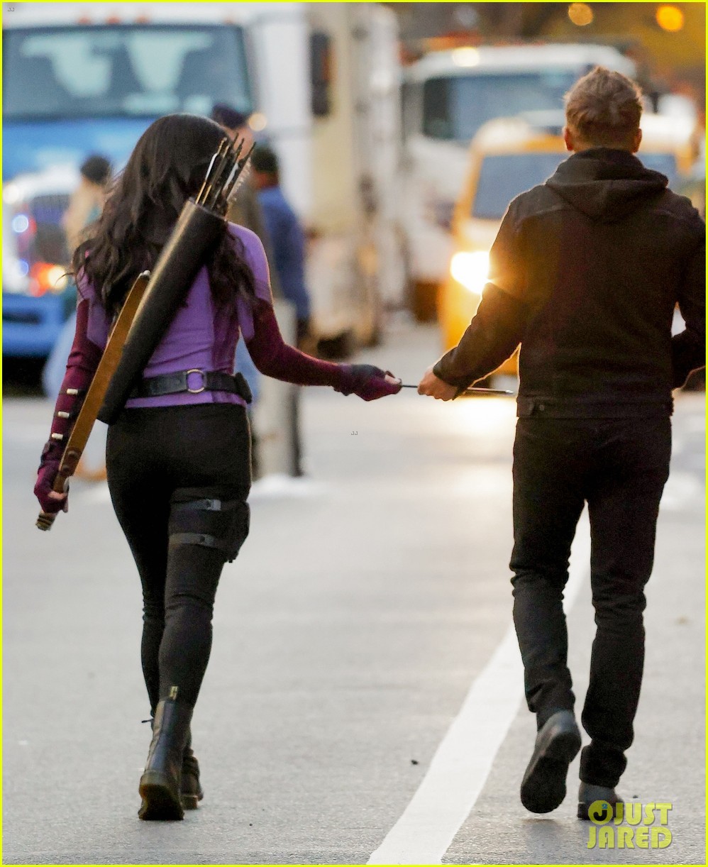 Hailee Steinfeld Turns Into Kate Bishop On 'Hawkeye' Set In NYC