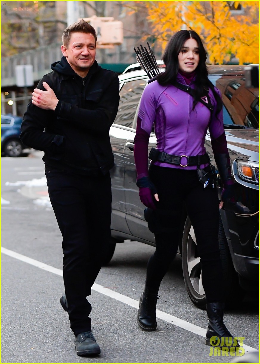 Hailee Steinfeld Turns Into Kate Bishop On 'Hawkeye' Set In NYC