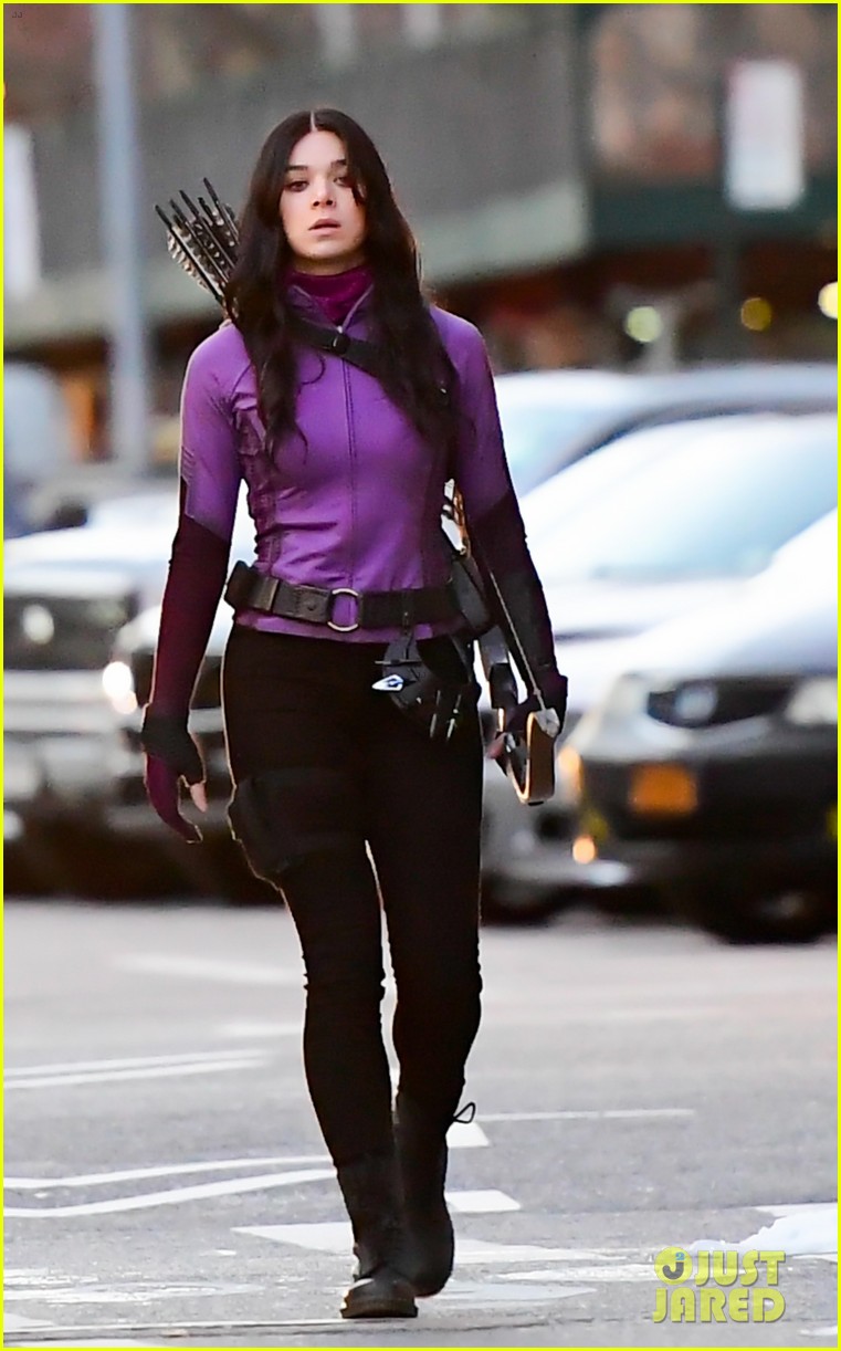Hailee Steinfeld Turns Into Kate Bishop On 'Hawkeye' Set In NYC