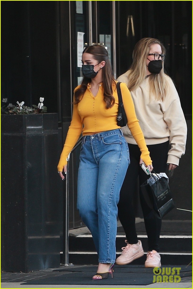 Addison Rae Leaves Jewelry Store After Sending Fans Into Engagement Frenzy!