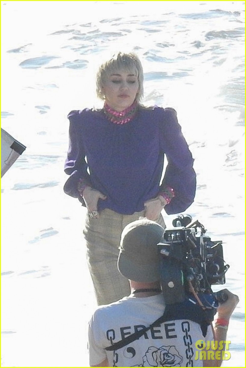Miley Cyrus Hits the Beach in Malibu for Video Shoot! 