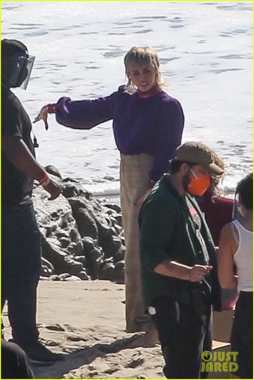 Miley Cyrus Hits the Beach in Malibu for Video Shoot! 