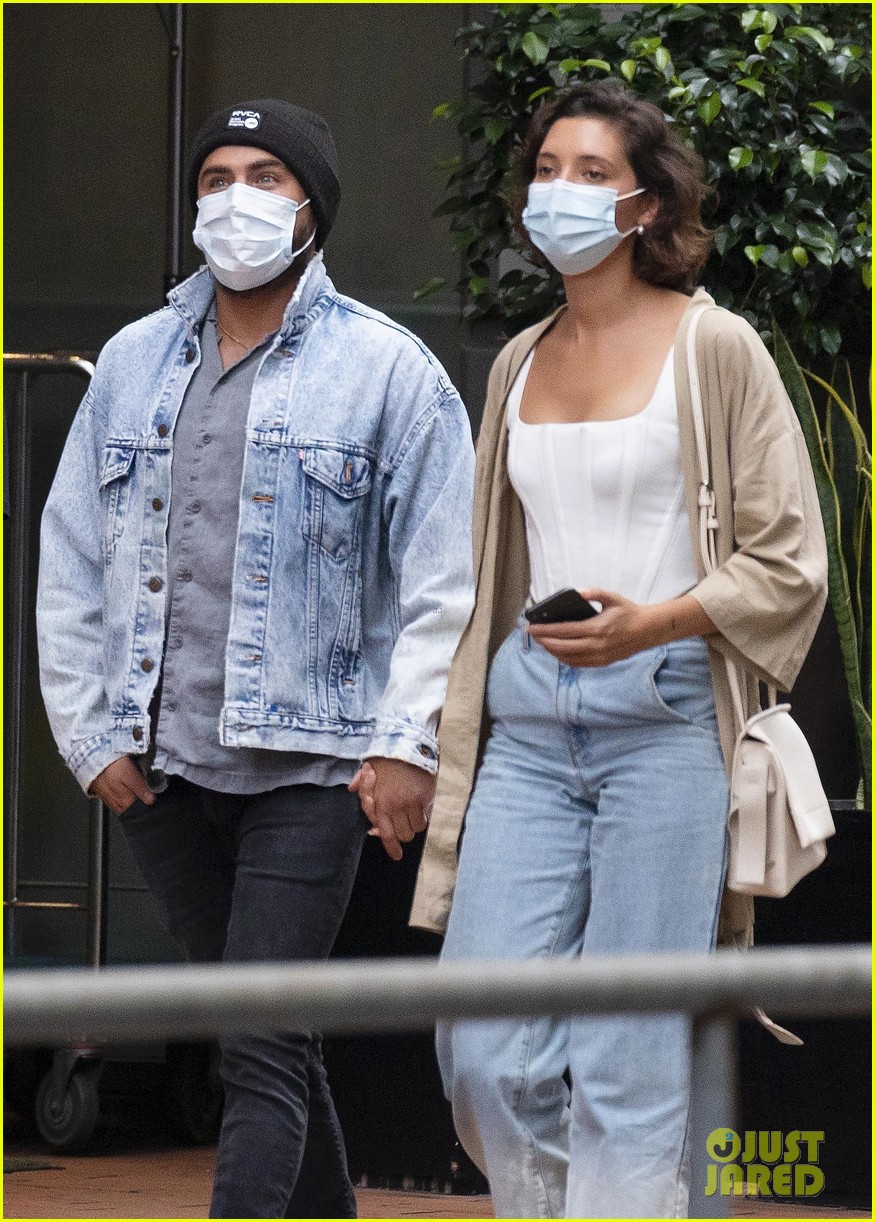 Zac Efron Is Still Going Strong with Girlfriend Vanessa Valladares - See New Photos!