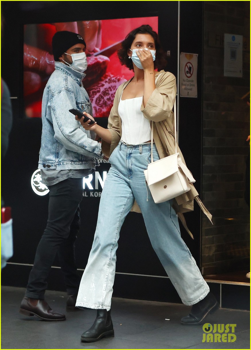 Zac Efron Is Still Going Strong with Girlfriend Vanessa Valladares - See New Photos!