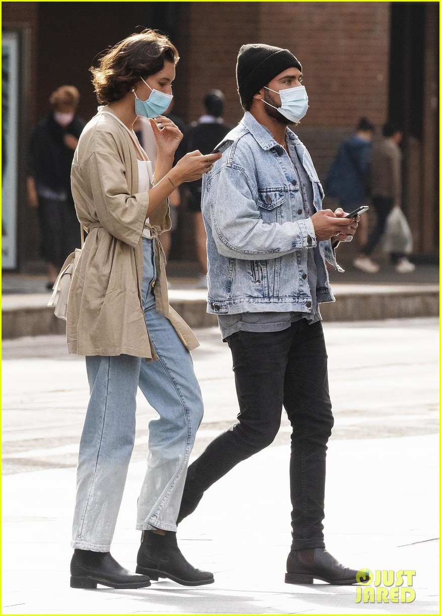 Zac Efron Is Still Going Strong with Girlfriend Vanessa Valladares - See New Photos!