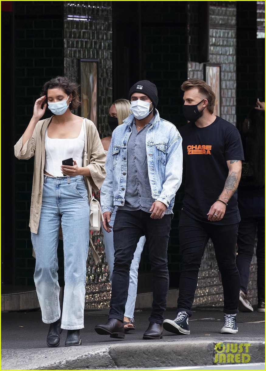 Zac Efron Is Still Going Strong with Girlfriend Vanessa Valladares - See New Photos!