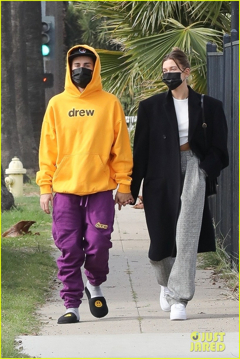 Justin & Hailey Bieber Hold Hands on Saturday Morning Stroll