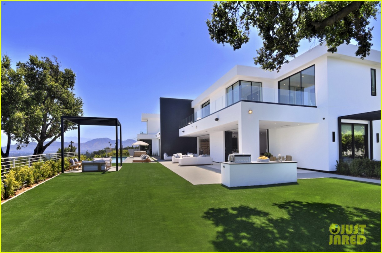 Take a Look Inside David Dobrik's New House With This Photo Gallery!