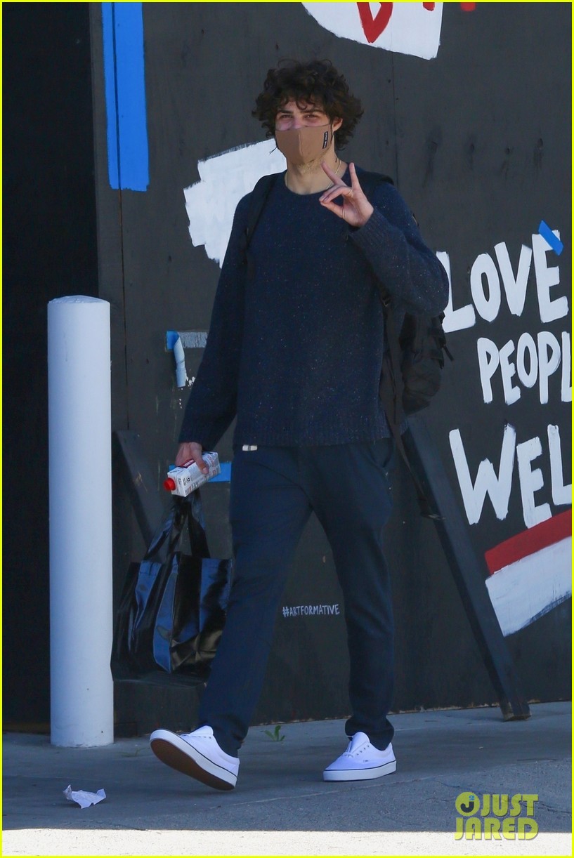 Noah Centineo Turns The Camera On Paparazzi After a Workout