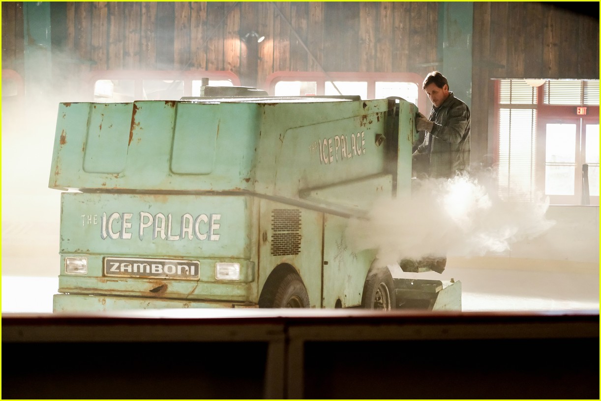 Who Stars In 'The Mighty Ducks: Game Changers'? Meet The Cast Here!