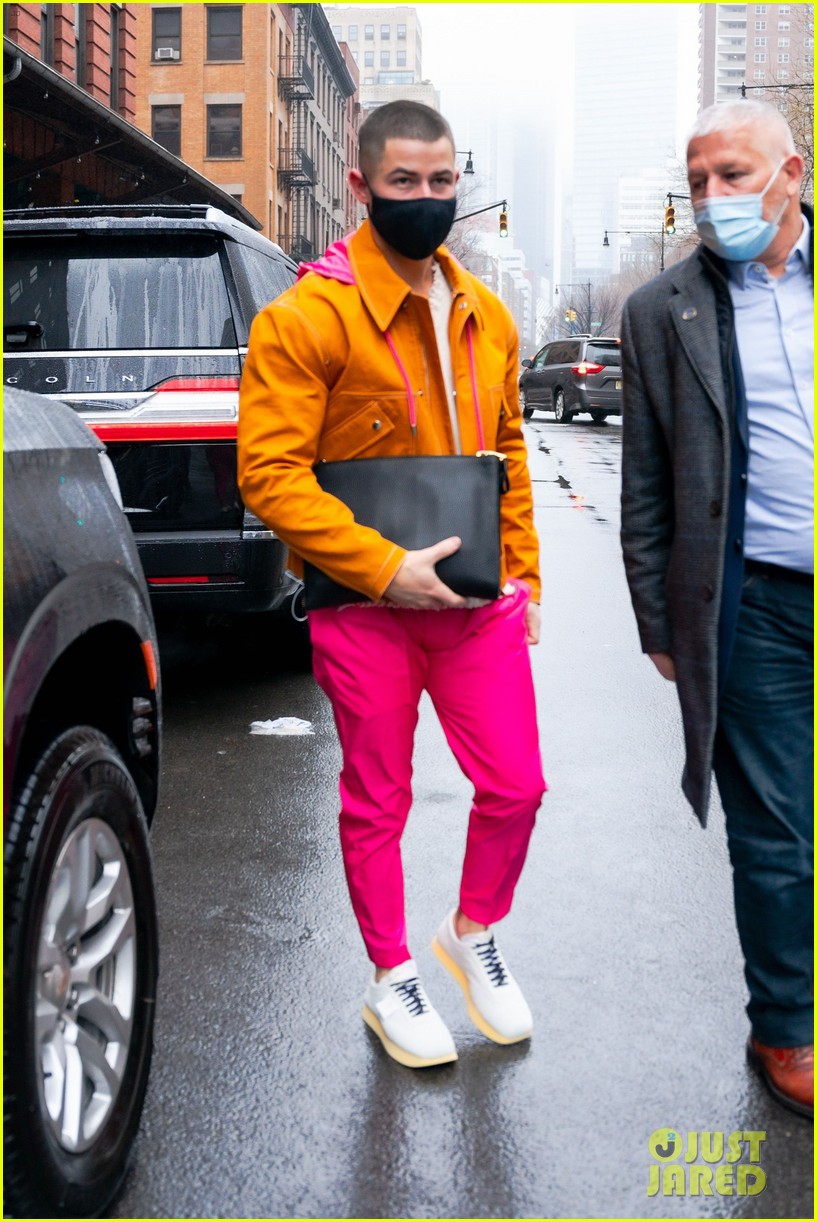 Nick Jonas Wears Bright Outfit Ahead of Hosting 'Saturday Night Live'