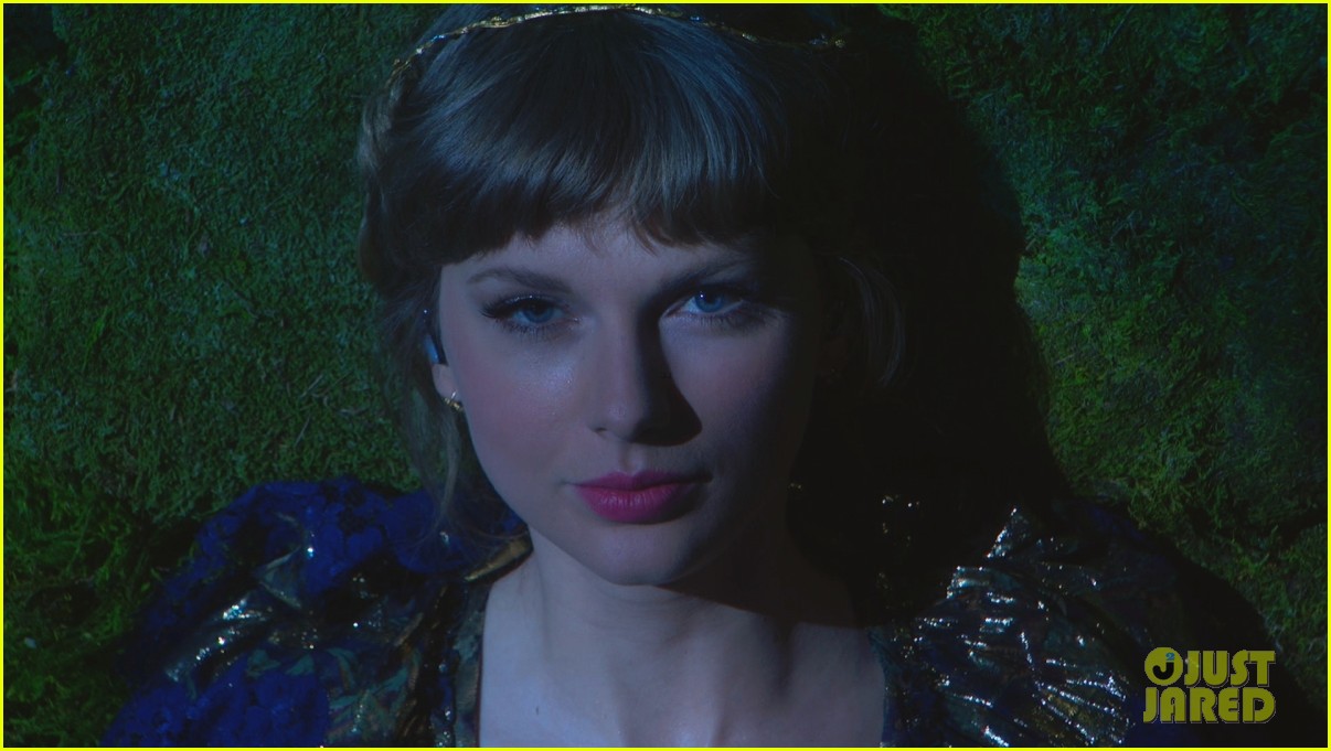Taylor Swift Wears Two Great Nature Themed Looks at Grammys 2021