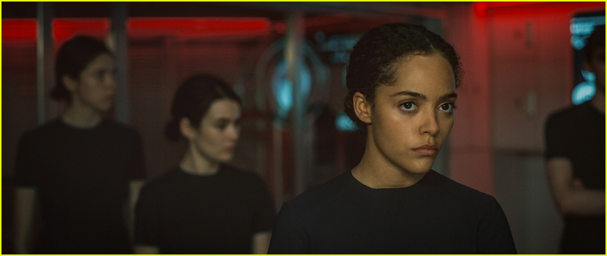 Lily-Rose Depp & Tye Sheridan Star In 'Voyagers' Official Trailer - Watch Now!