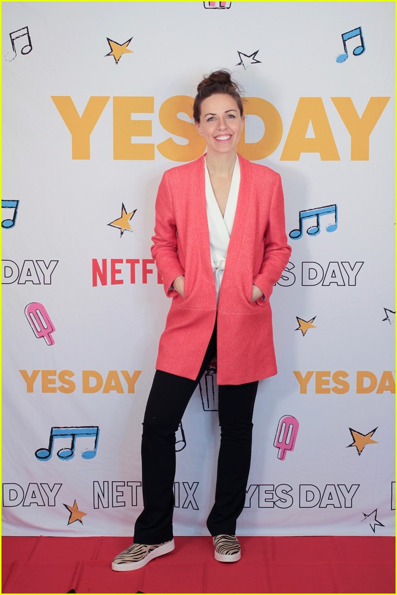 Jenna Ortega, Julian Lerner & More Celebrate 'Yes Day' Virtual Premiere
