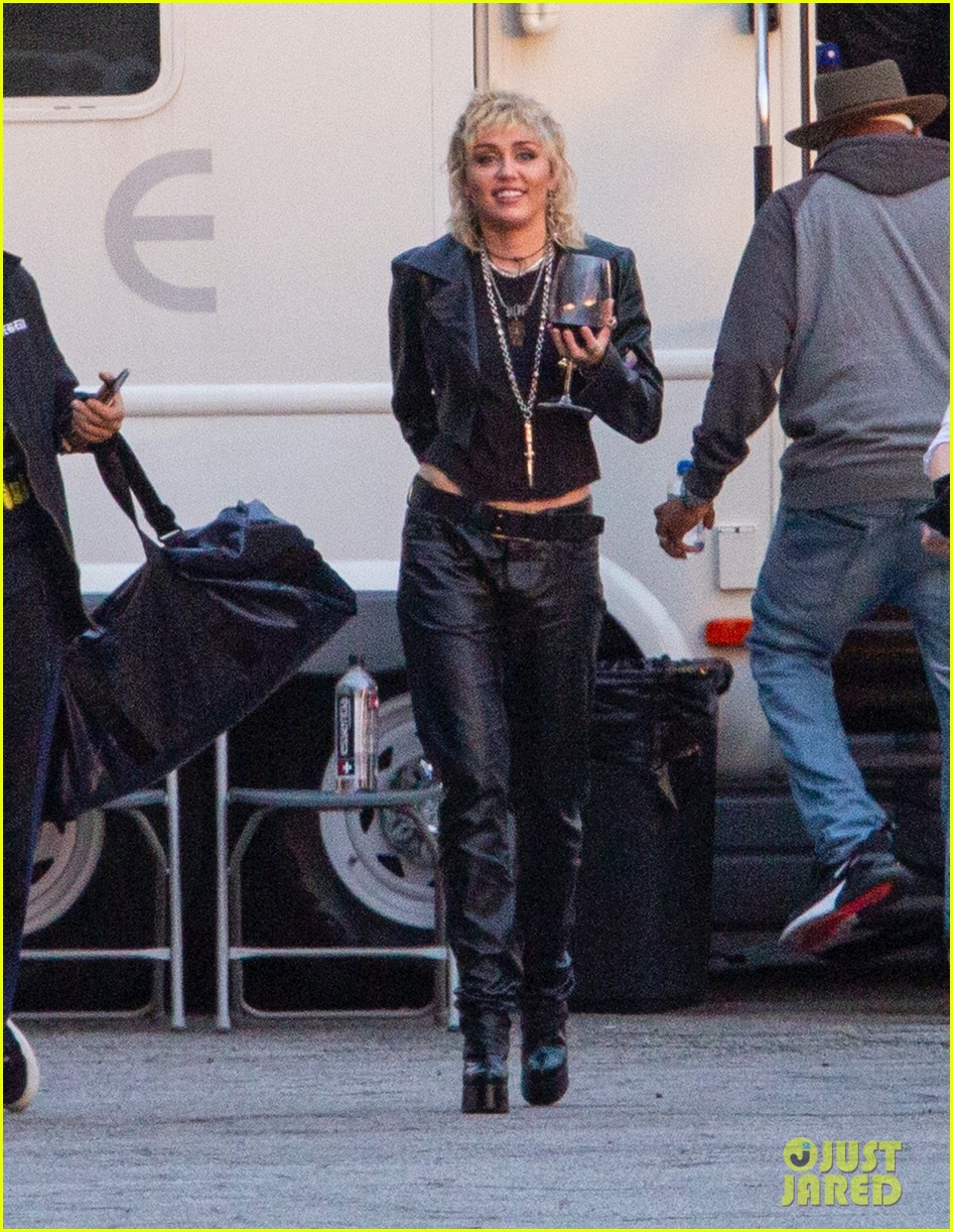 Miley Cyrus Rocks All Leather Outfit for New Photo Shoot