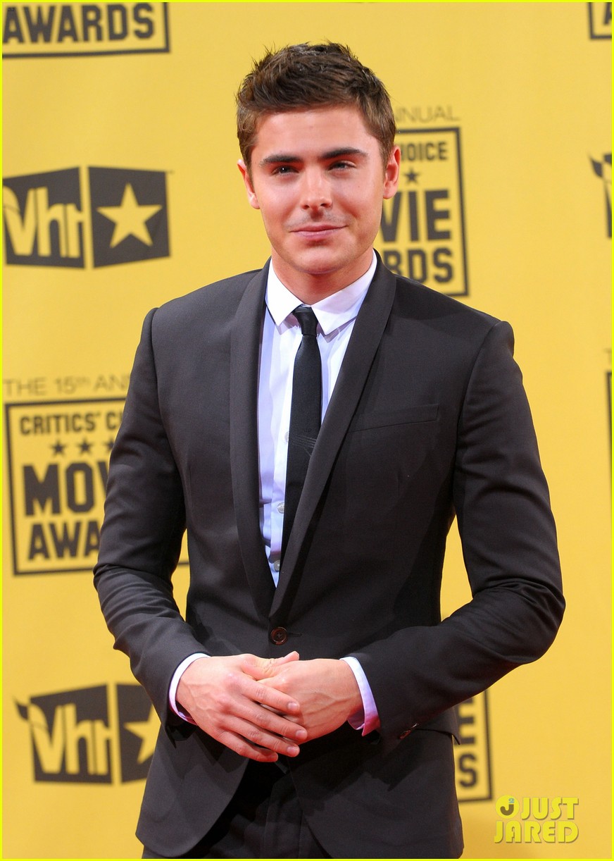 Check Out Zac Efron's Transformation From Boy Next Door to Hollywood Hunk (Photos)