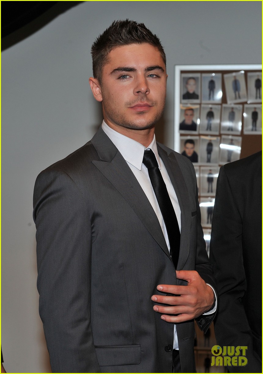 Check Out Zac Efron's Transformation From Boy Next Door to Hollywood Hunk (Photos)