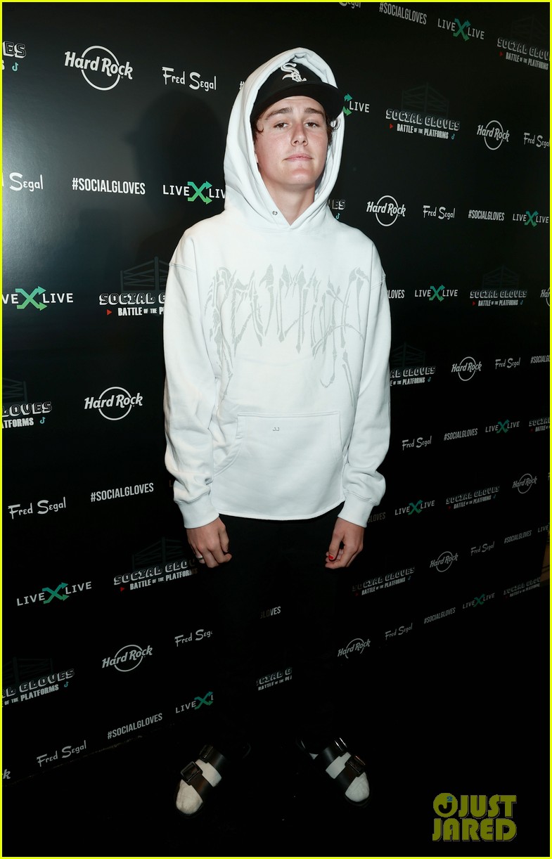 Bryce Hall & Austin McBroom Get Into Fight at Boxing Match Press Conference (Video)