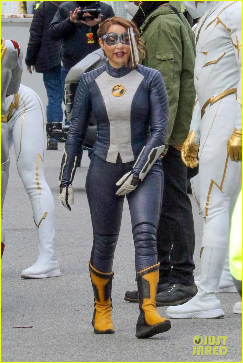 Jordan Fisher Suits Up As Impulse In These 'The Flash' First Look Photos!