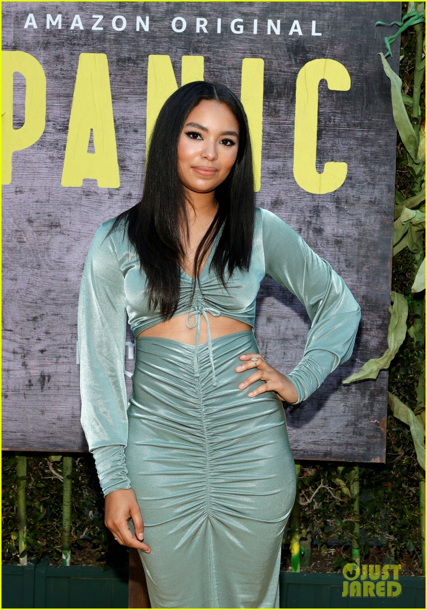 Olivia Welch, Camron Jones & More Step Out For 'Panic' Premiere Screening!