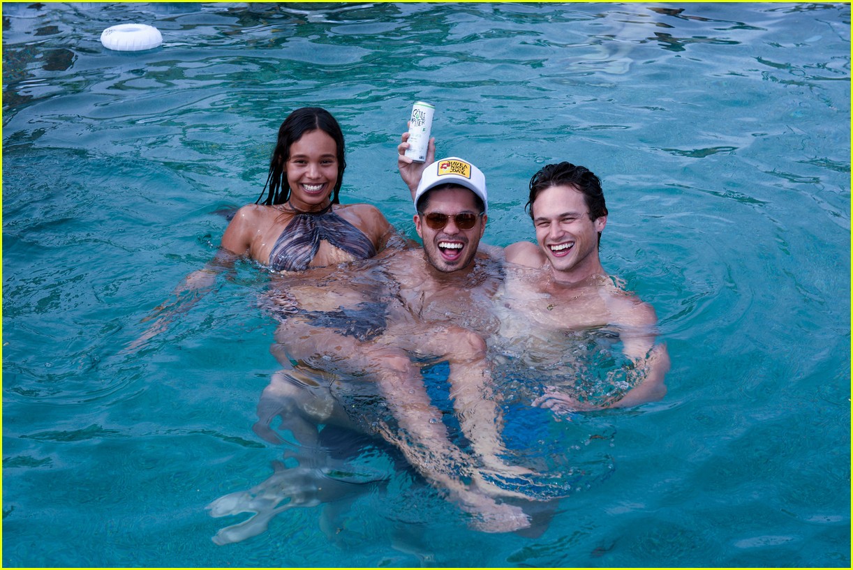 'Shadowhunters' & '13 Reasons Why' Stars Reunite At Caliwater Weekend Escape! 