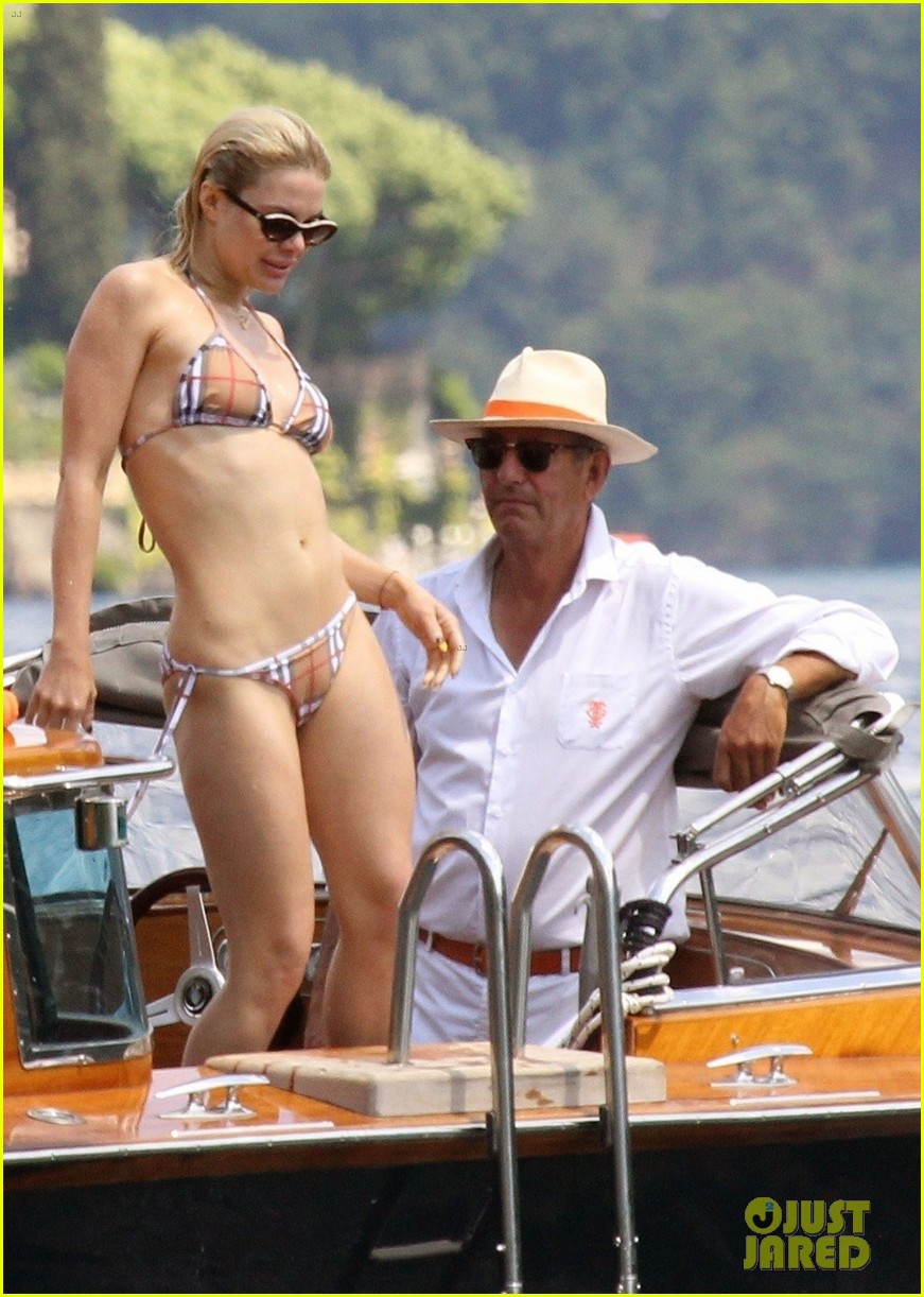 Bella Thorne Snaps Some Pics of Fiance Benjamin Mascolo on Vacation! 