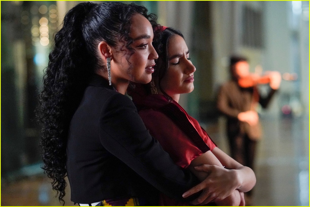 What Happened On 'The Bold Type' Finale? Find Out Jane, Sutton & Kat's Future Plans