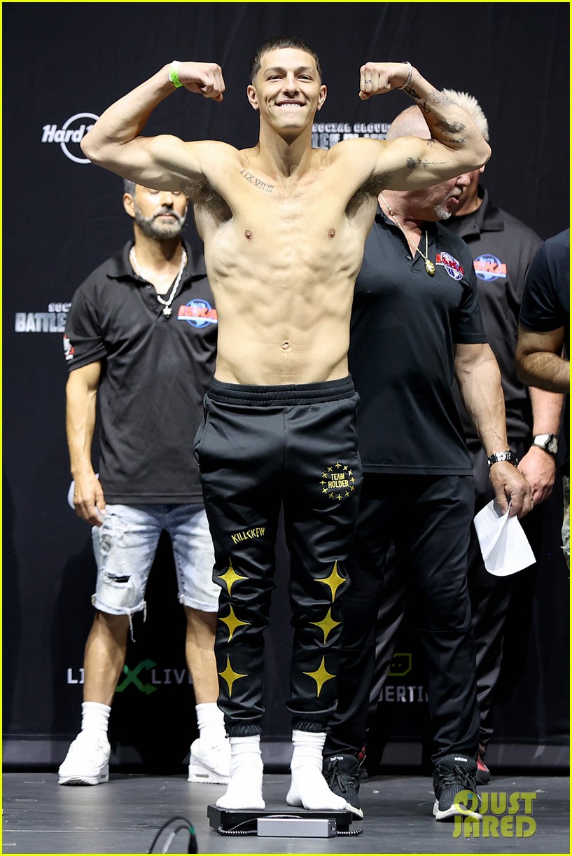 Bryce Hall, Tayler Holder, Vinnie Hacker & More Weigh In Ahead of Boxing Event
