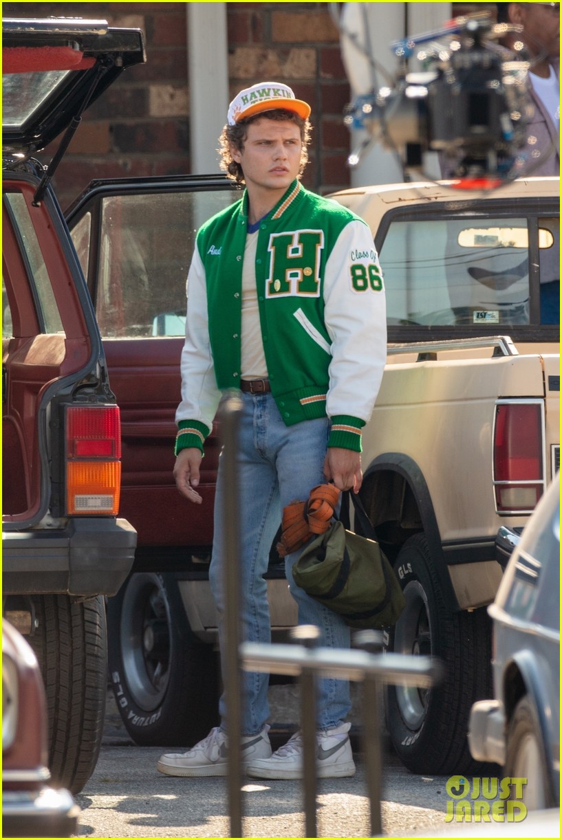 Joe Keery, Natalia Dyer & More Are Ready to Fight on the Set of 'Stranger Things' Season 4! 