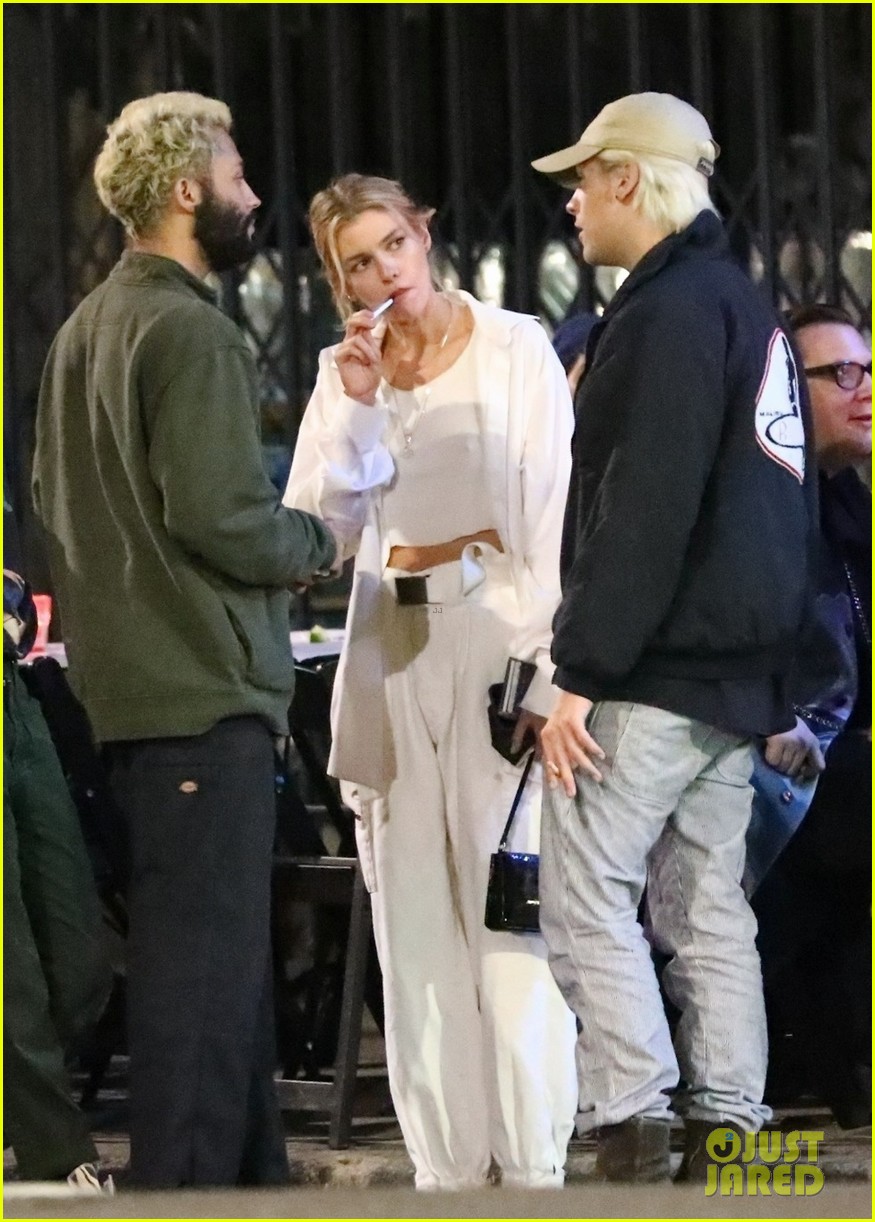 Cole & Dylan Sprouse Meet Up with Stella Maxwell, Charles Melton & Camila Mendes for Dinner in L.A.!