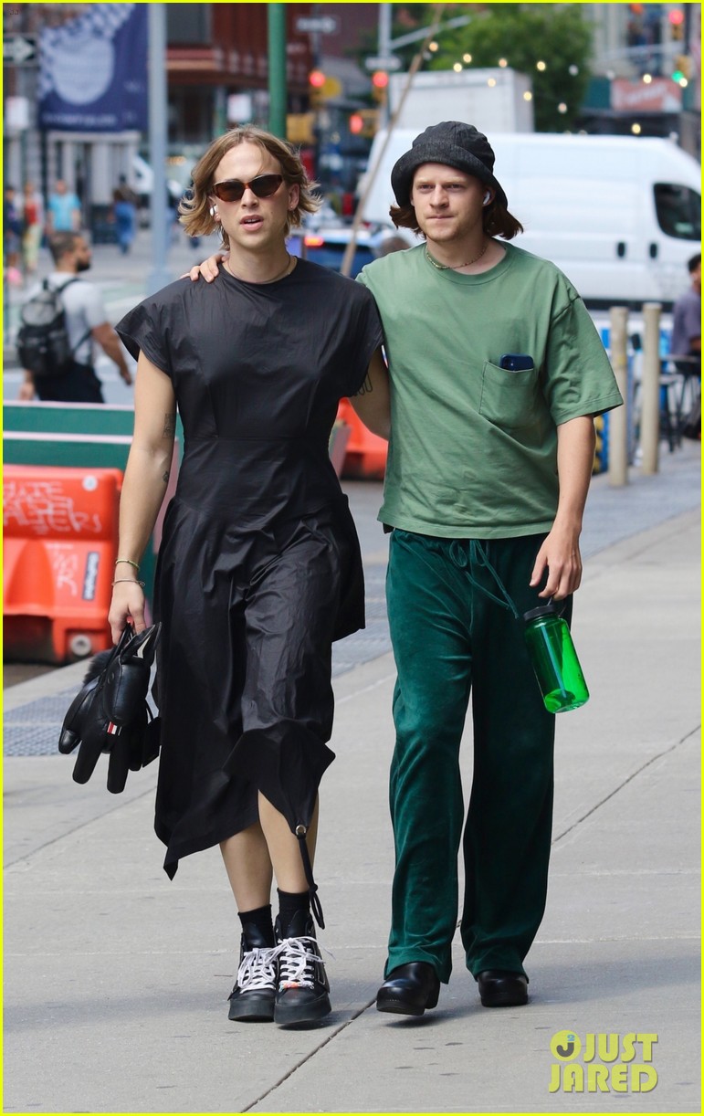 Tommy Dorfman & Lucas Hedges Spotted Holding Hands While Walking Around NYC