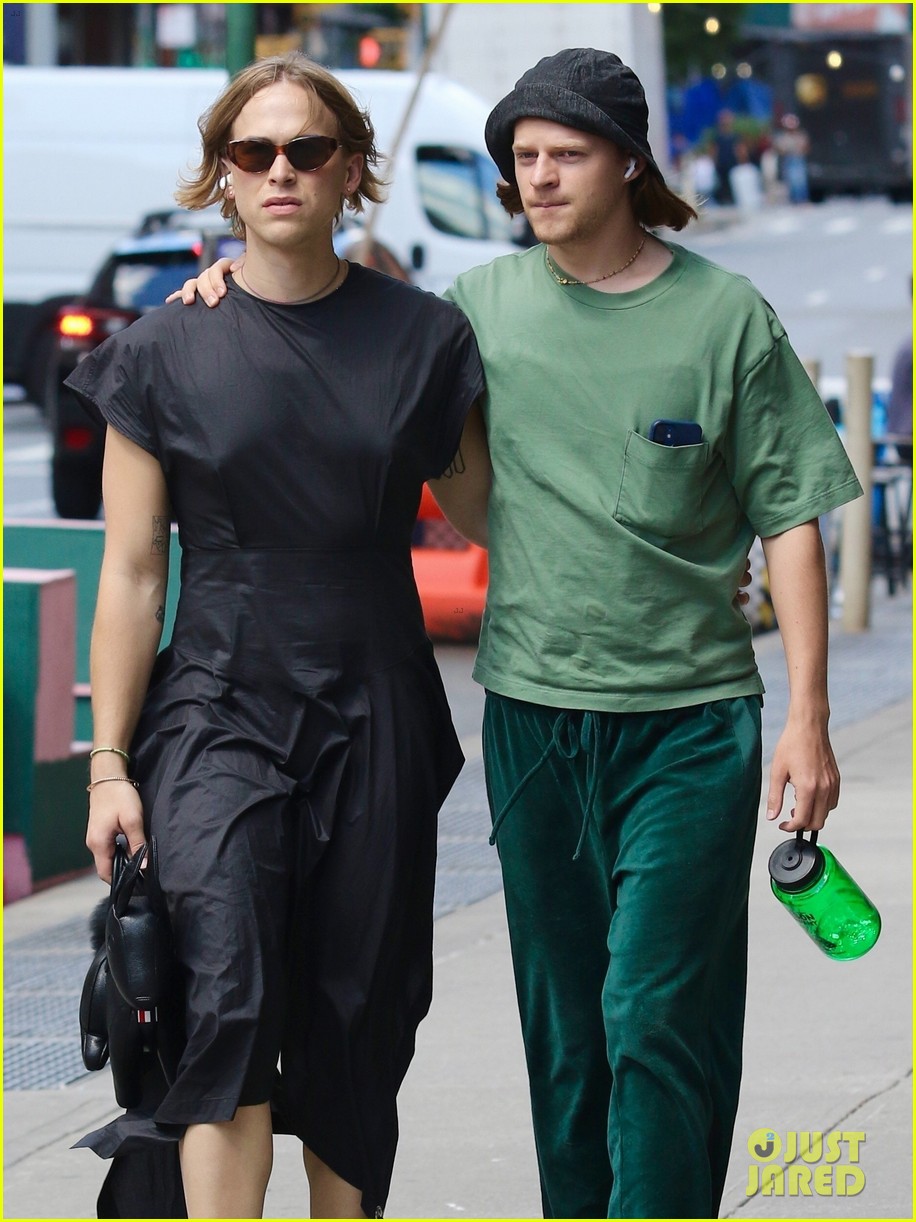 Tommy Dorfman & Lucas Hedges Spotted Holding Hands While Walking Around NYC