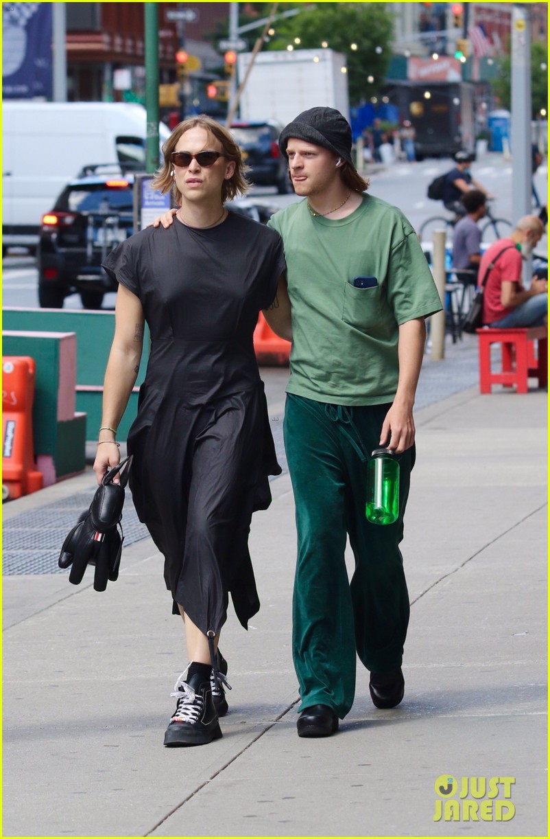 Tommy Dorfman & Lucas Hedges Spotted Holding Hands While Walking Around NYC
