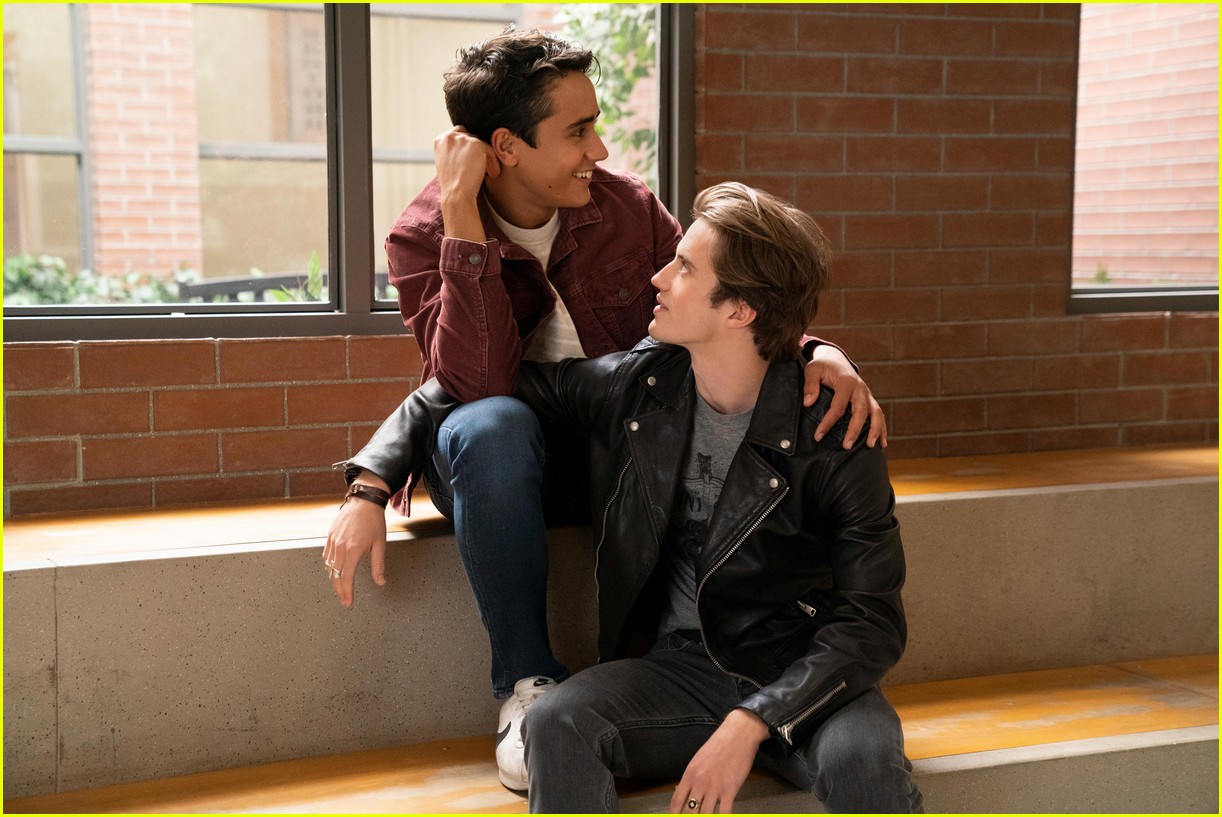 Michael Cimino Reveals He's Received Death Threats For Playing Victor on 'Love, Victor'