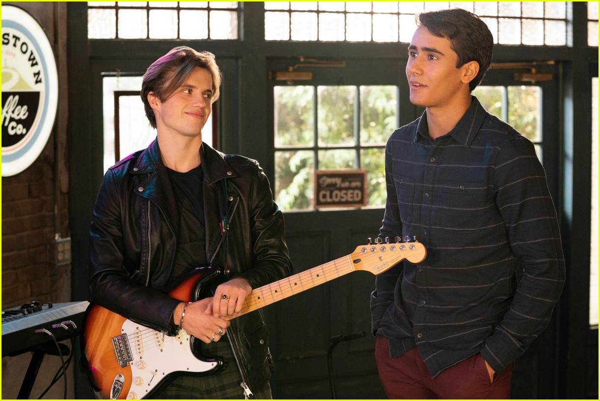 Michael Cimino Reveals He's Received Death Threats For Playing Victor on 'Love, Victor'