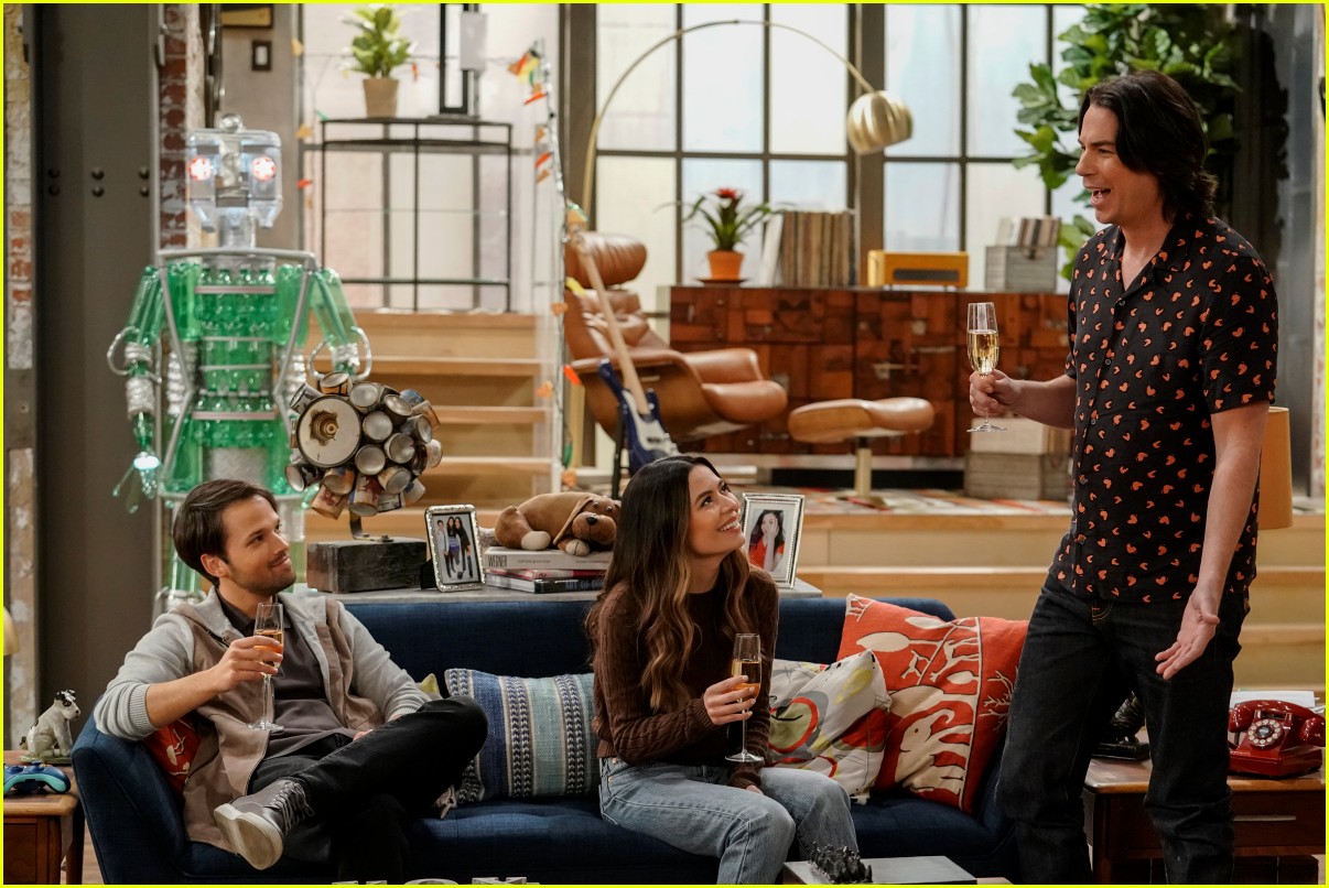 Nathan Kress Talks Preserving the 'iCarly' Characters In The Reboot