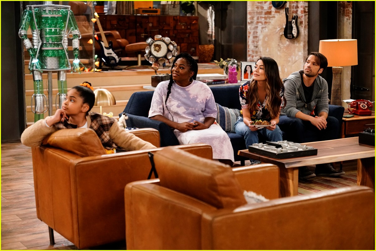 Nathan Kress Talks Preserving the 'iCarly' Characters In The Reboot