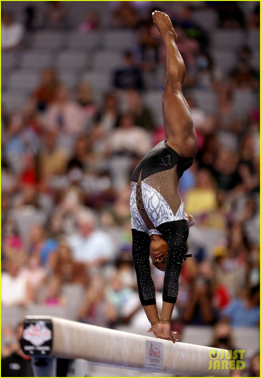 Simone Biles Becomes 7-Time All-Around US Gymnastics Champion!