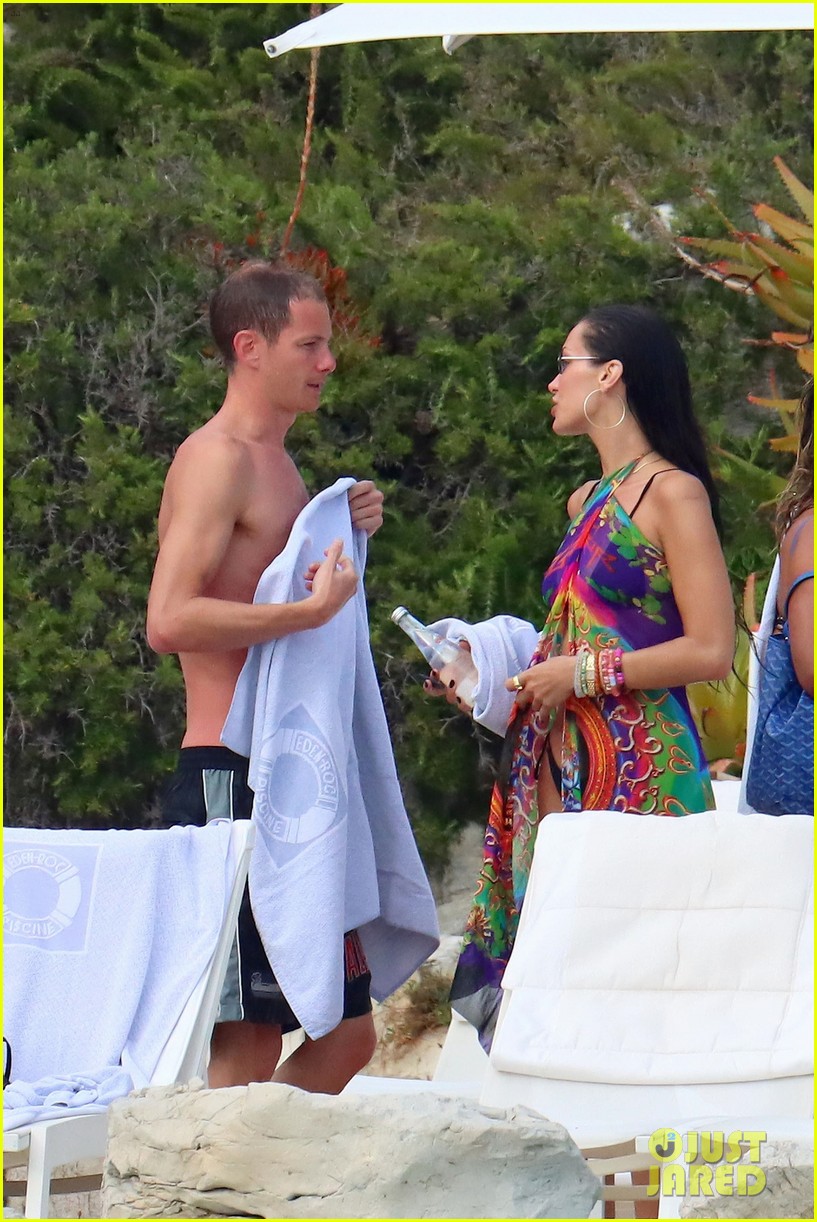 Bella Hadid Hits the Beach With New Beau Marc Kalman Amid Cannes Film Festival!