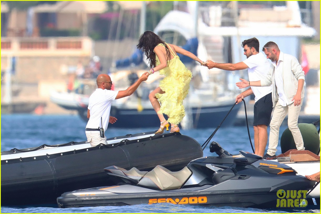 Bella Hadid Hits the Beach With New Beau Marc Kalman Amid Cannes Film Festival!