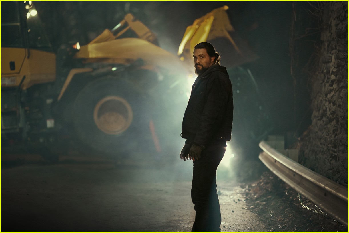 Isabela Merced & Jason Momoa Are On The Run In 'Sweet Girl' Trailer - Watch Now!