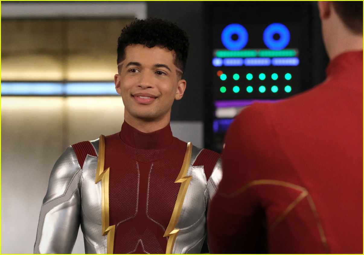 Jordan Fisher Is All Smiles As Impulse In First 'The Flash' Promo! (Video)