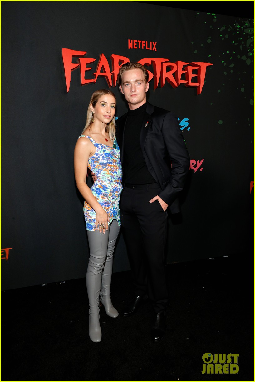 Kiana Madeira & Olivia Scott Welch Premiere Final 'Fear Street' Movie