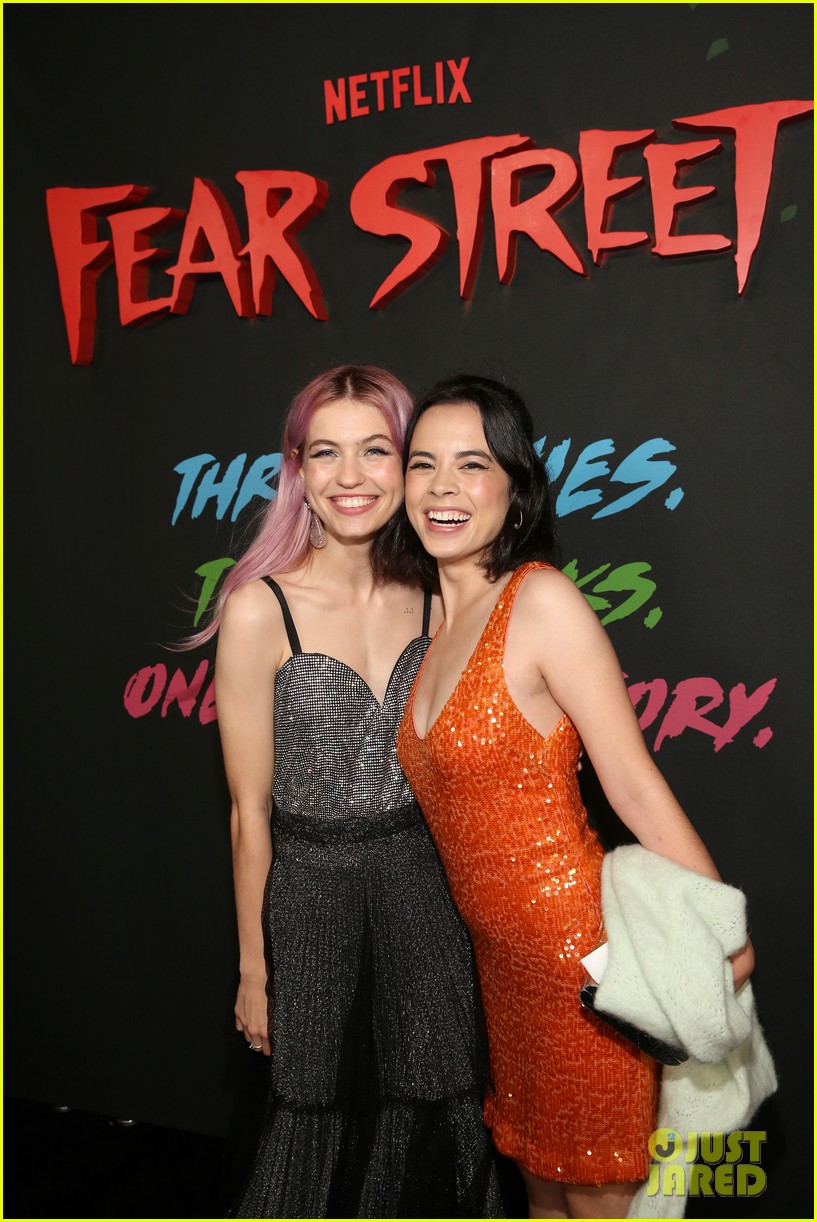 Kiana Madeira & Olivia Scott Welch Premiere Final 'Fear Street' Movie