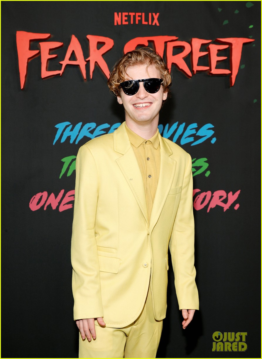 Kiana Madeira & Olivia Scott Welch Premiere Final 'Fear Street' Movie