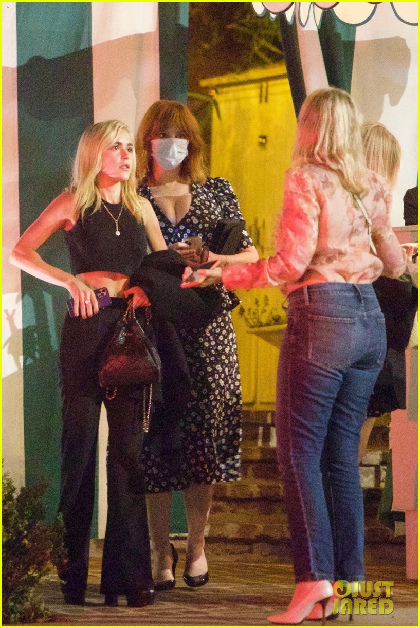 Kiernan Shipka Reunites With 'Mad Men' Mom January Jones at LA Dinner! (Photos)