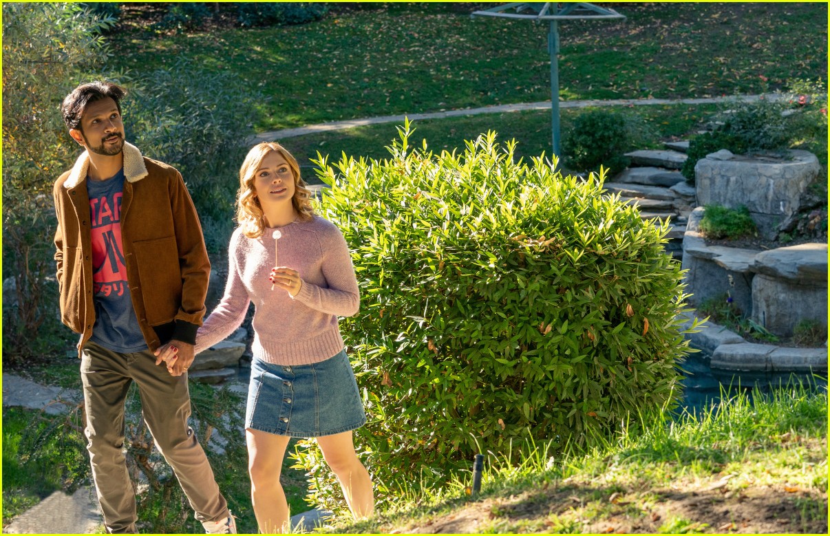 First Look & Premiere Date For Rose McIver's New Series 'Ghosts' Revealed